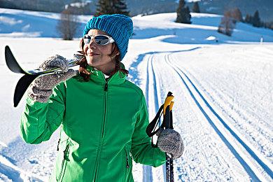 《漫威暗夜之子》浩克实机 今日发售